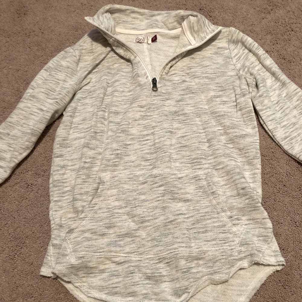 Long sleeve zip up sweat shirt